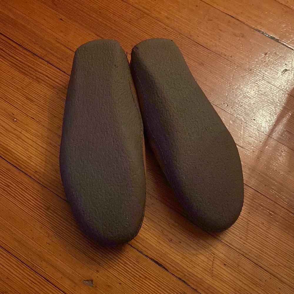 LL Bean suede moccasin slippers - Picture 3 of 4